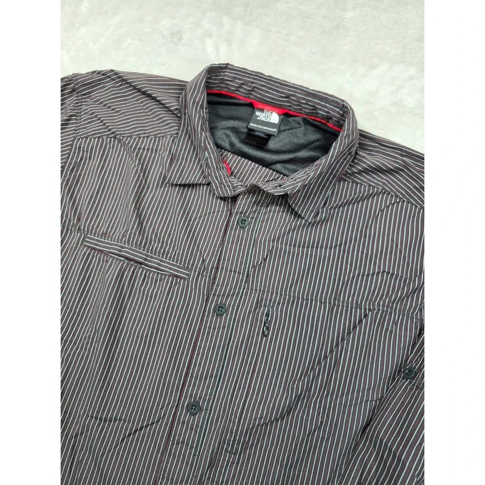 The North Face‎ Shirt Mens XL Black Red Striped Nylon Hiking Outdoor AJDY